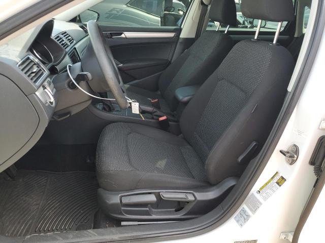 1VWAT7A30GC033549 Volkswagen PASSAT S