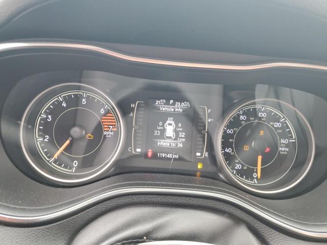 1C4PJLCB4KD262917 Jeep Cherokee Latitude