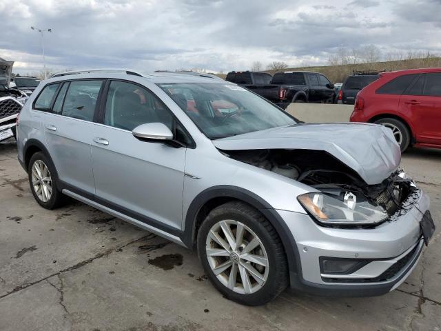 3VWH17AU7HM516470 Volkswagen Golf Alltrack S