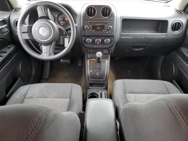 1C4NJPBB8GD749058 Jeep Patriot Sport