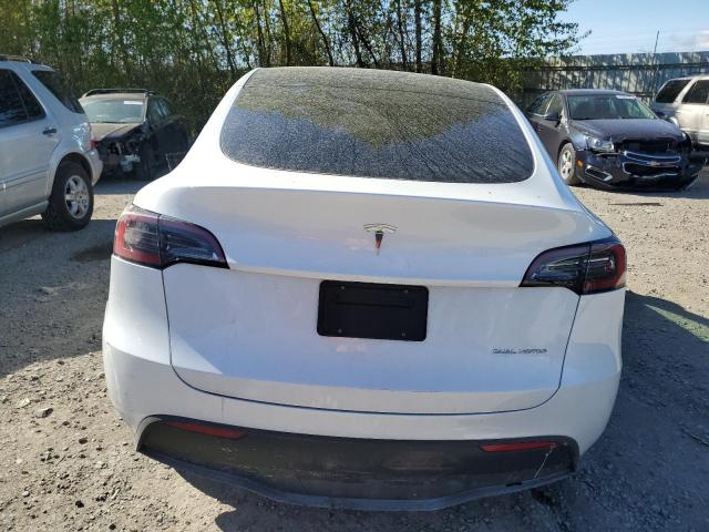 7SAYGAEE9PF743375 Tesla Model Y