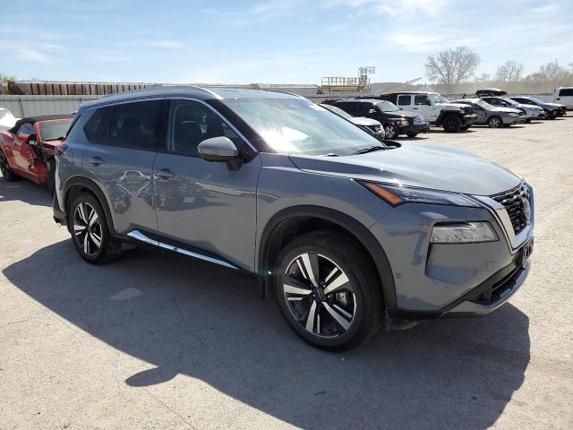 5N1BT3CB2PC909621 Nissan Rogue Sl