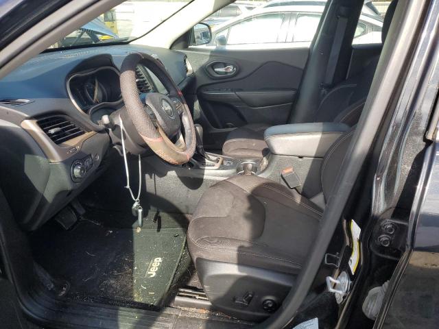 1C4PJLCB5GW370104 Jeep Cherokee Latitude