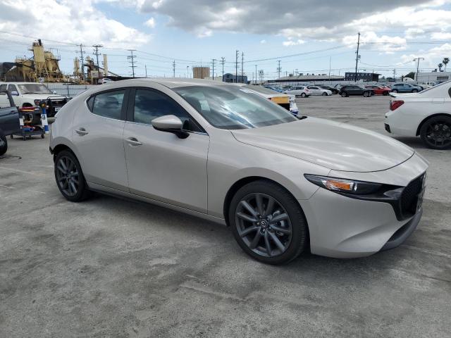 JM1BPAKM5P1615724 Mazda 3 SELECT