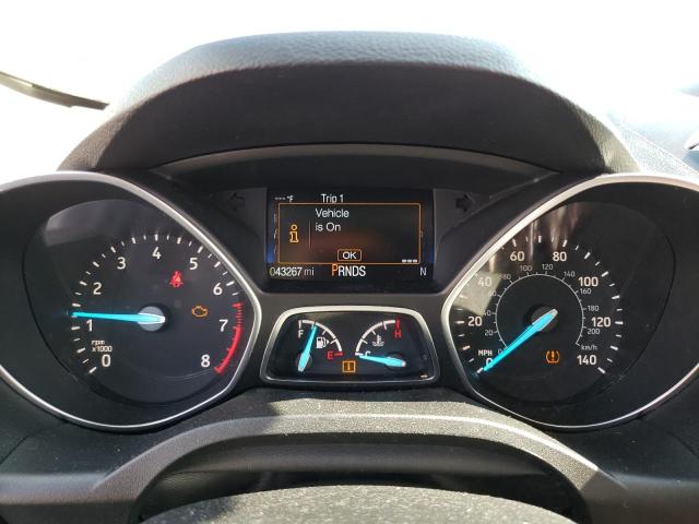 1FMCU9J91JUA14658 Ford Escape Titanium