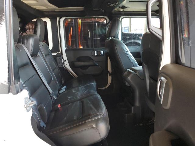 1C4HJXEG6JW254454 Jeep Wrangler Unlimited Sahara