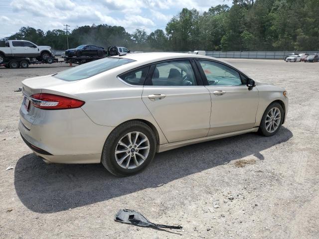 3FA6P0HD2HR371983 Ford FUSION SE