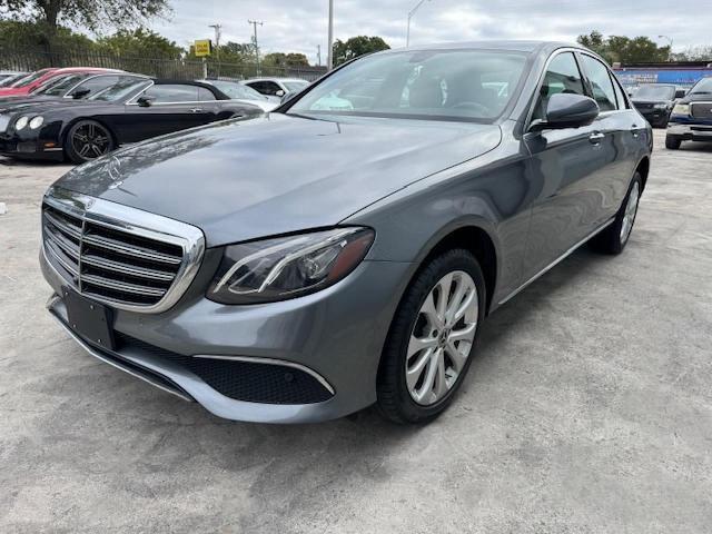 Auction sale of the 2019 Mercedes-benz E 300 4matic, vin: WDDZF4KB5KA510570, lot number: 49920244