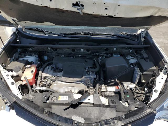 JTMNFREV7JJ751976 Toyota RAV4 SE