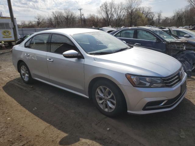 1VWAA7A30JC042619 Volkswagen PASSAT S