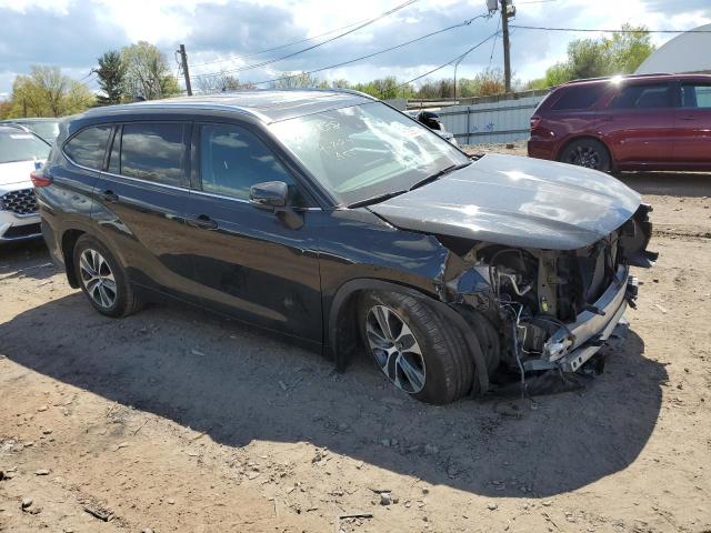 5TDGZRBHXMS116403 Toyota Highlander Xle