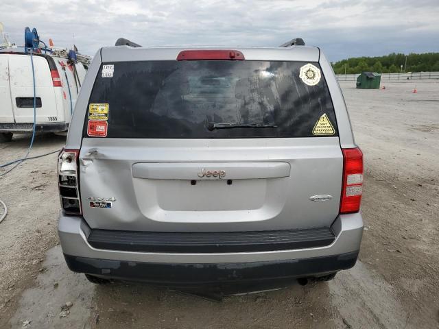 1C4NJRFB1ED760129 Jeep Patriot Latitude