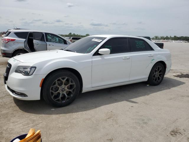 2015 Chrysler 300 S მანქანა იყიდება აუქციონზე, vin: 2C3CCAGG6FH842539, აუქციონის ნომერი: 52073364