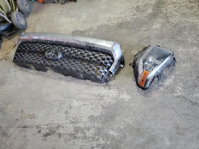 5TFUY5F1XJX715724 Toyota Tundra Double Cab Sr/sr5