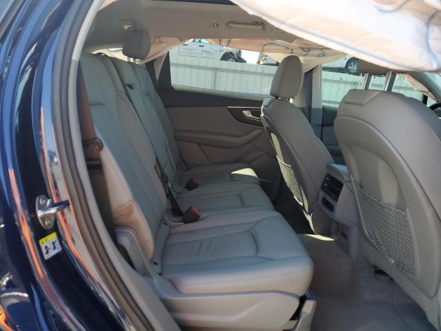 WA1LXAF70MD013231 Audi Q7 Premium Plus