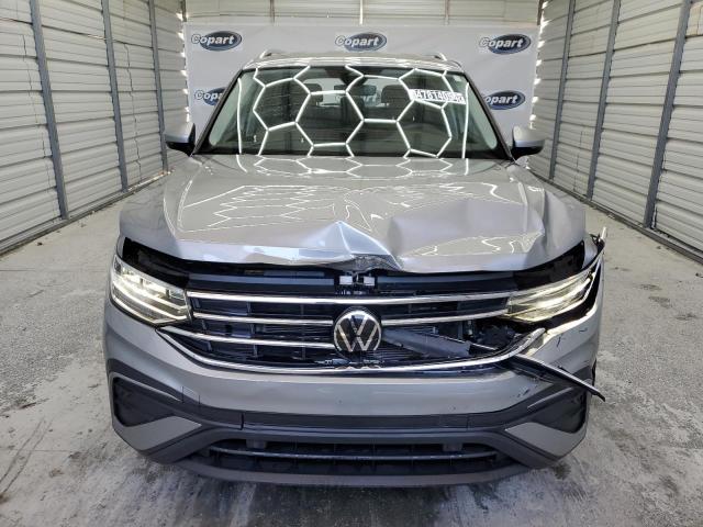 3VV2B7AX6NM139434 Volkswagen TIGUAN SE