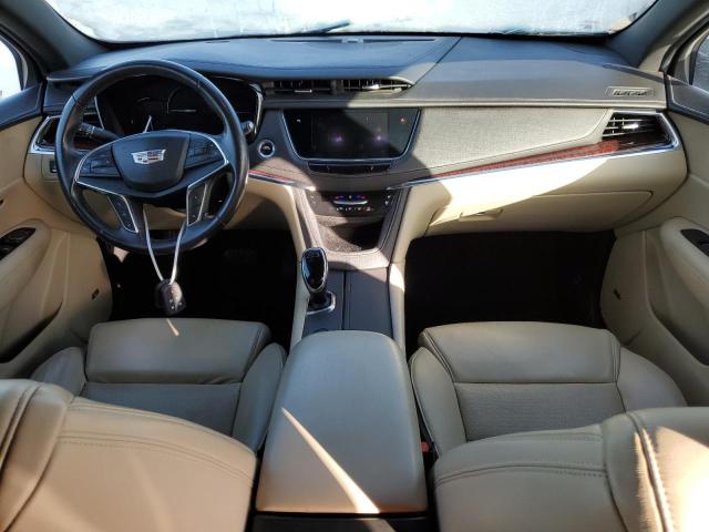 1GYKNCRS8HZ165943 Cadillac Xt5 Premium Luxury