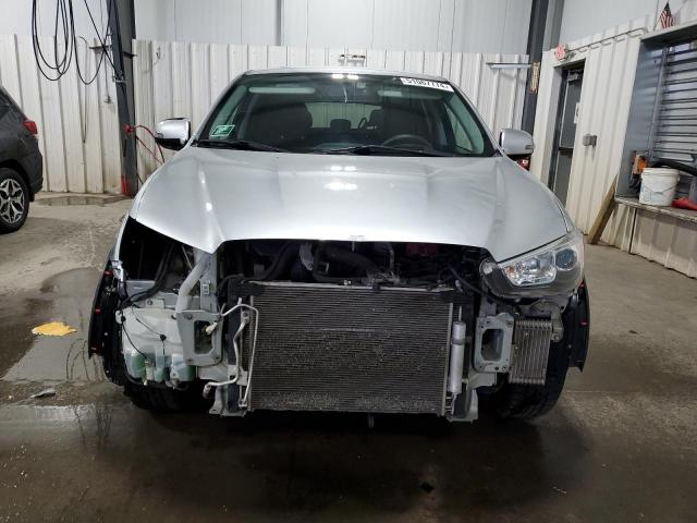 JA4AP3AU1JZ033132 Mitsubishi Outlander Sport Es