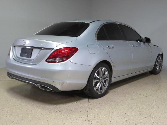 55SWF4JBXJU241436 Mercedes-Benz C 300