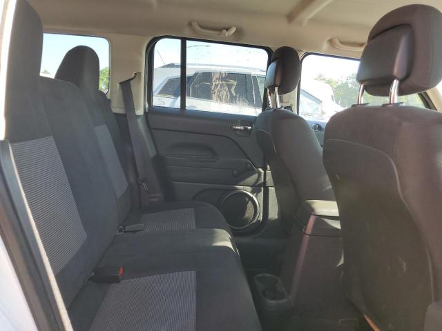 1C4NJPBA8ED703556 Jeep Patriot Sport