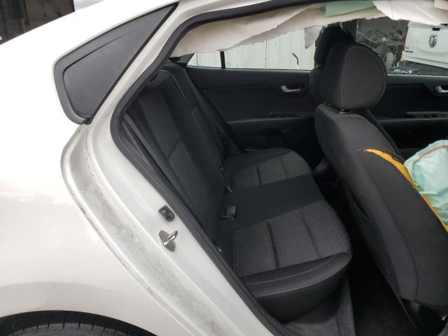 3KPA24AB4JE071670 KIA RIO LX