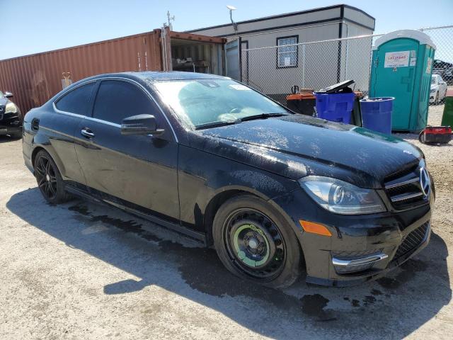 WDDGJ5HB0FG437985 Mercedes-Benz C 350