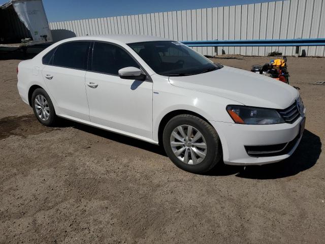1VWAT7A38FC013144 Volkswagen PASSAT S