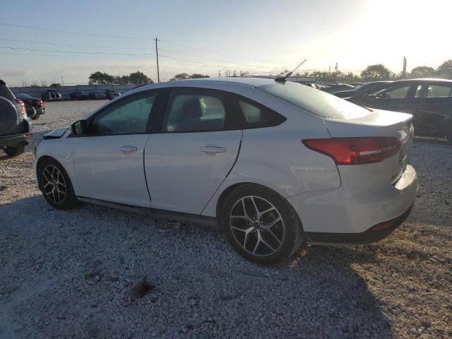 1FADP3H2XJL245575 Ford FOCUS SEL