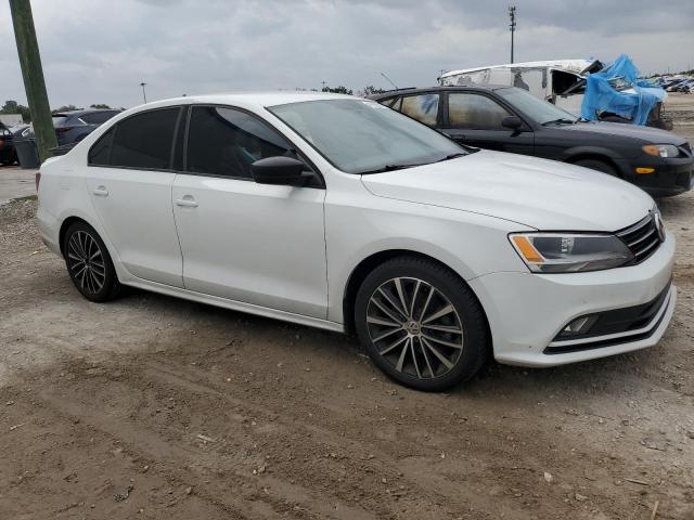3VWD17AJ6GM411695 Volkswagen Jetta Sport