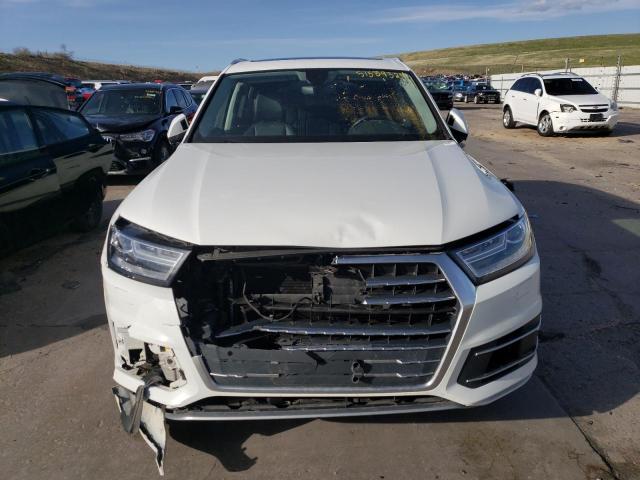 WA1LAAF79HD045800 Audi Q7 Premium Plus