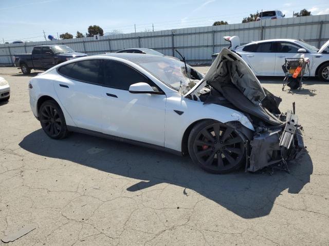 5YJSA1E44FF111118 Tesla MODEL S