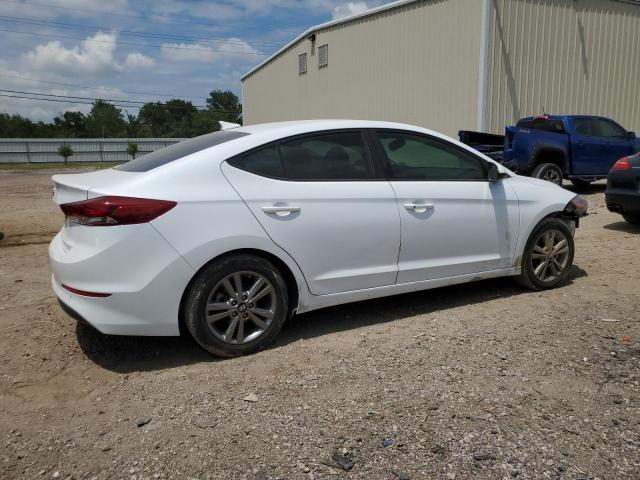 5NPD84LF8JH388553 Hyundai ELANTRA SEL