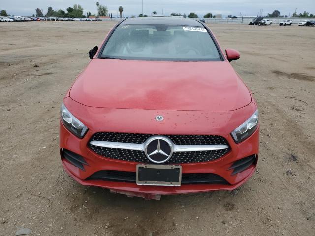 WDD3G4EB7KW031021 Mercedes-Benz A 220