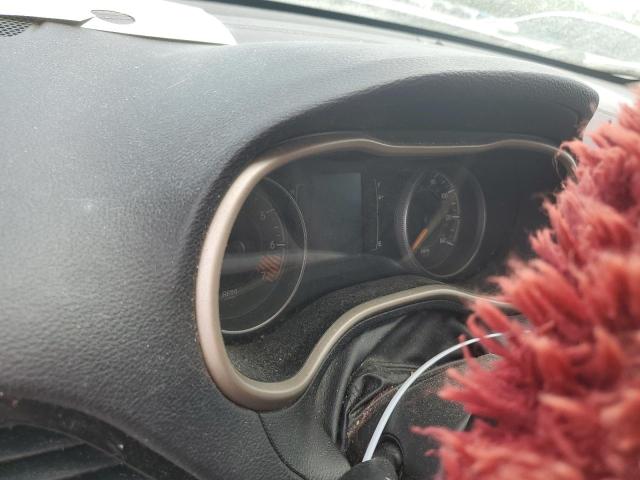 1C4PJLCB2FW695601 Jeep Cherokee Latitude