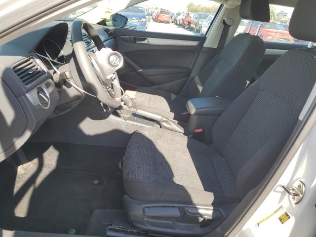 1VWAT7A35GC051626 Volkswagen PASSAT S