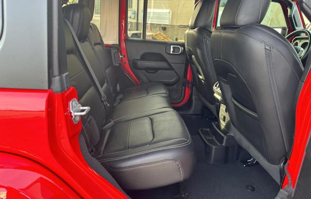 1C4HJXEN8LW172436 Jeep Wrangler Unlimited Sahara