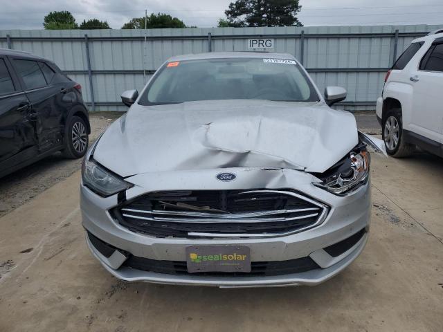 3FA6P0HDXHR175080 Ford FUSION SE