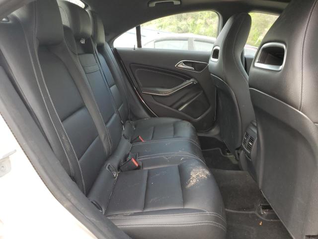 WDDSJ4GB9JN593274 Mercedes-Benz CLA 250 4MATIC