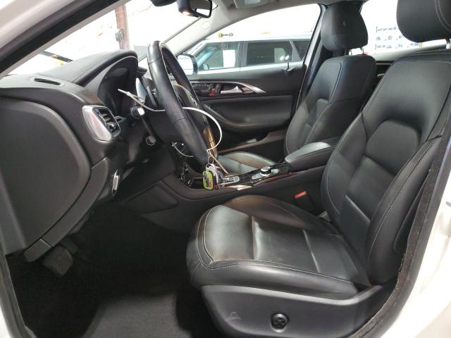 SJKCH5CR2HA036059 Infiniti QX30 BASE