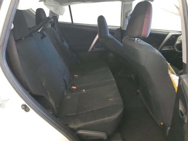 JTMZFREV1JJ179336 Toyota RAV4 LE