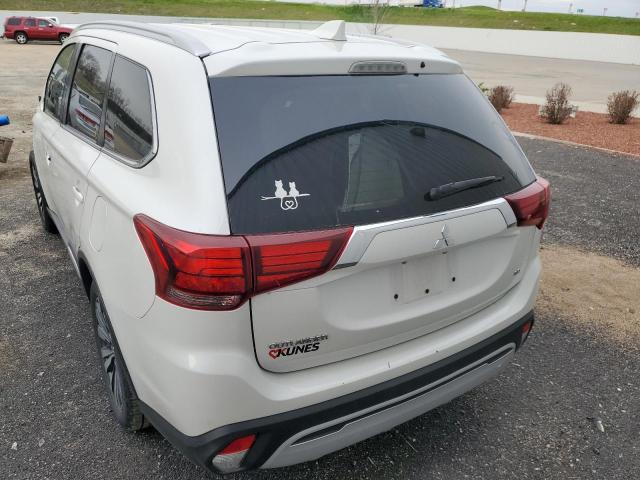 JA4AD3A33LZ020790 Mitsubishi Outlander Se