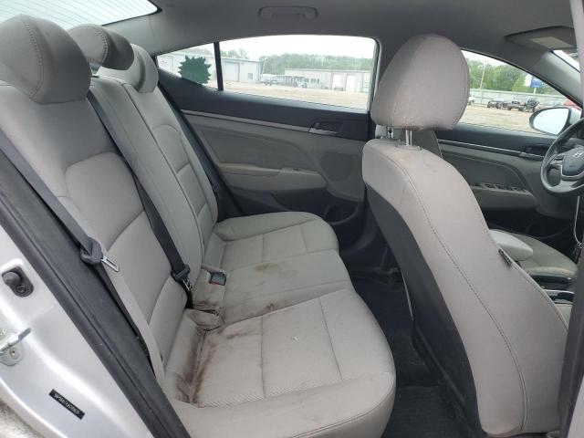 5NPD84LFXJH295629 Hyundai ELANTRA SEL
