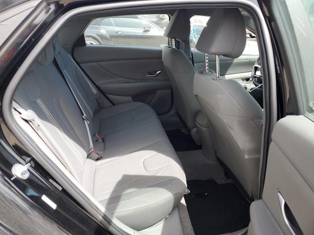 KMHLM4AG6NU330063 Hyundai ELANTRA SEL