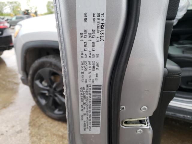 3C4NJDBB2JT313967 Jeep Compass Latitude