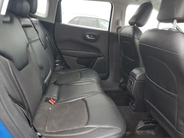 3C4NJCBB2JT425050 Jeep Compass Latitude