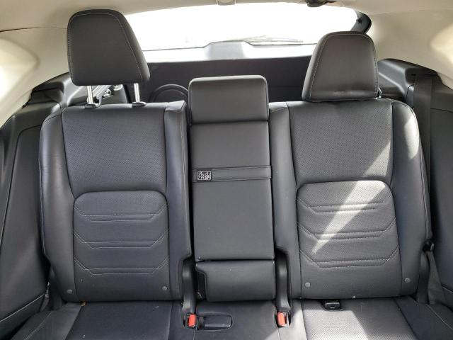 JTJBJRBZ3H2050992 Lexus NX 300H