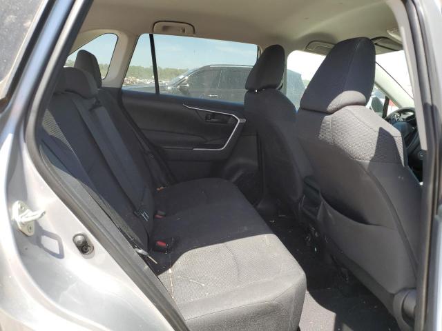 2T3H1RFV2KW044832 Toyota RAV4 LE