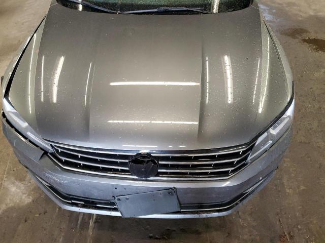 1VWBT7A3XHC068315 Volkswagen PASSAT SE