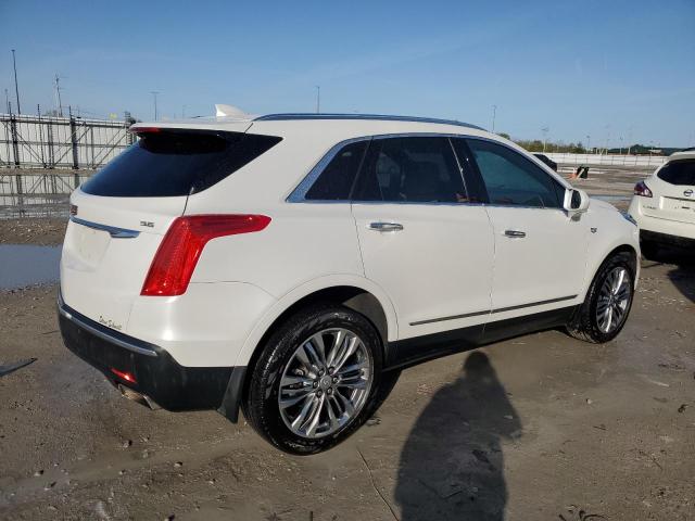 1GYKNCRS8HZ165943 Cadillac Xt5 Premium Luxury