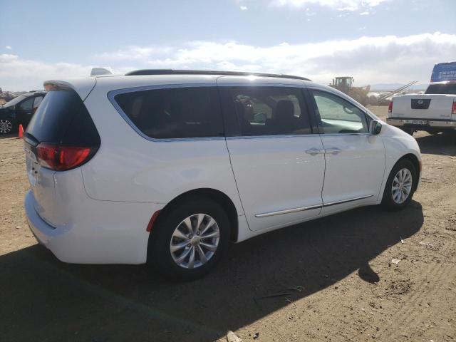 2C4RC1BG2HR823917 Chrysler Pacifica Touring L
